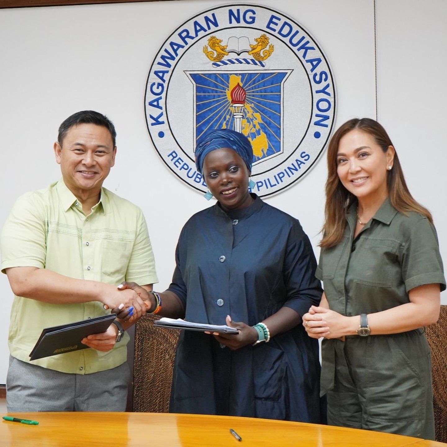 Dep Ed Secretary Sonny Angara, “Lady M”, and Karen Davila (Photo: Karen Davila/Instagram)