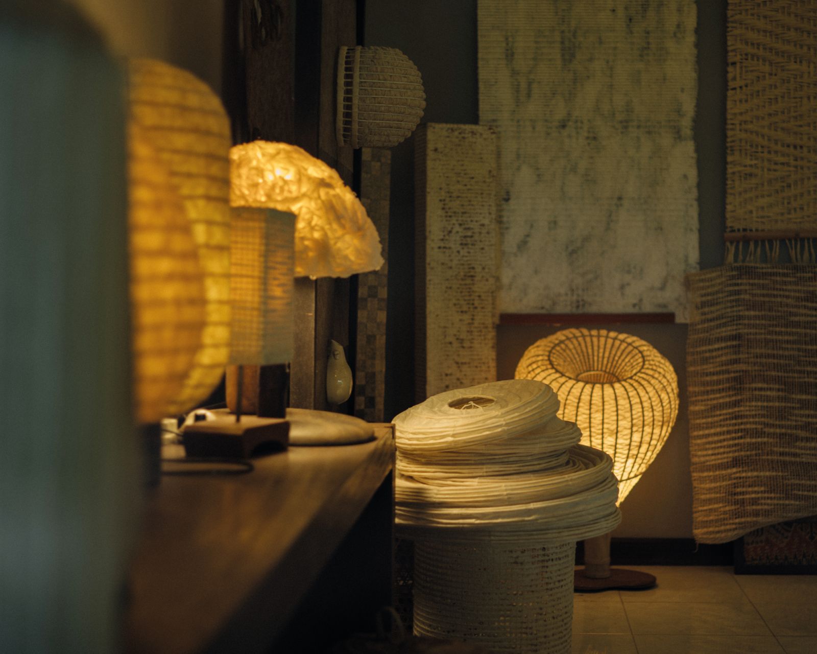 Various softly glowing artisanal creations by Goy Architects (Photo: Goy Architects)