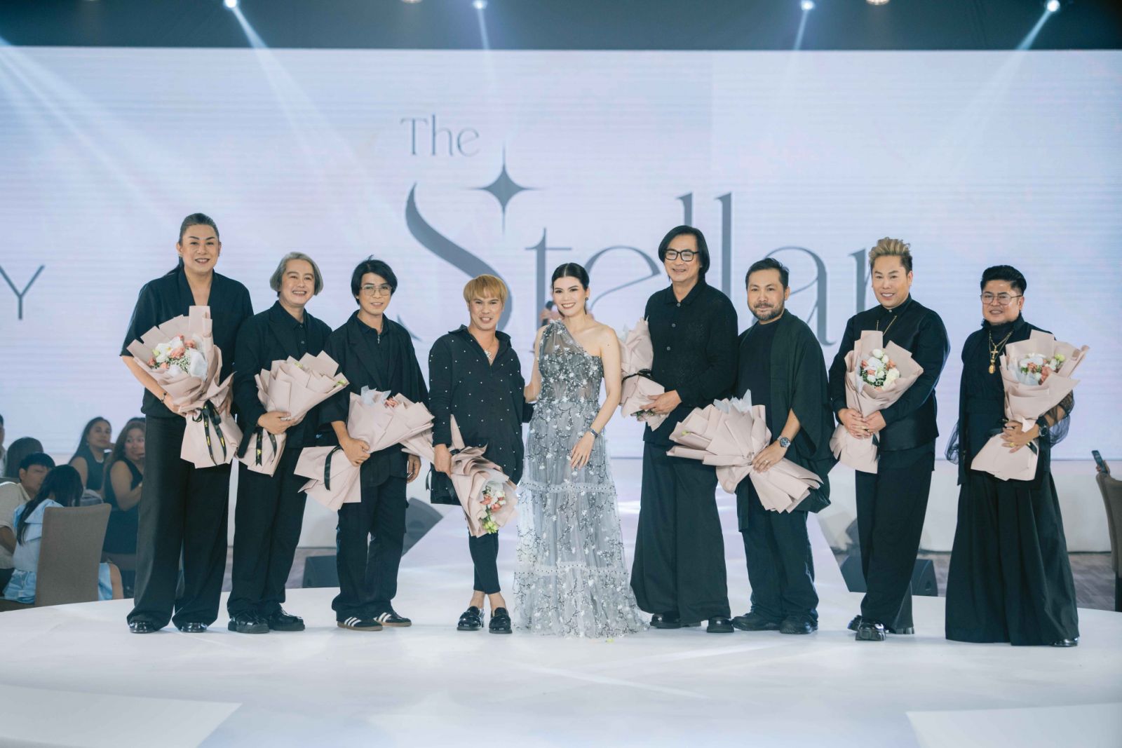 L-R: Aztec Barba, Emi Englis, Windel Mira, Benjie Panizales, Beatrice Gonzalez-Magallanes, Popoy Barba, Egay Ayag, Edgar Buyan, Dodjie Batu (Photo: Courtesy of Discovery Samal)