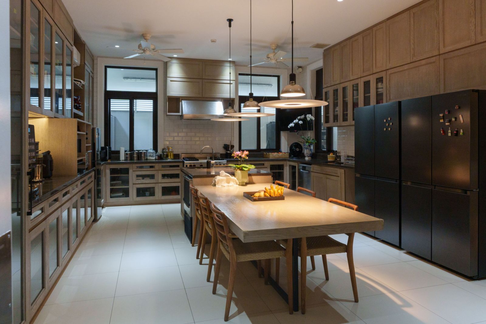 The neat and well-lived-in kitchen (Photo by Ian Santos)