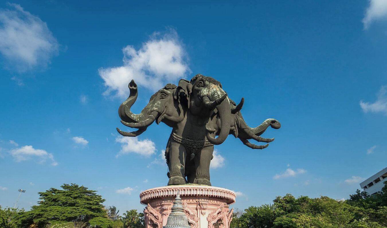 The three-headed elephant statue at Erawan Museum in Bangkok, Thailand (Photo: Erawan Museum official website)