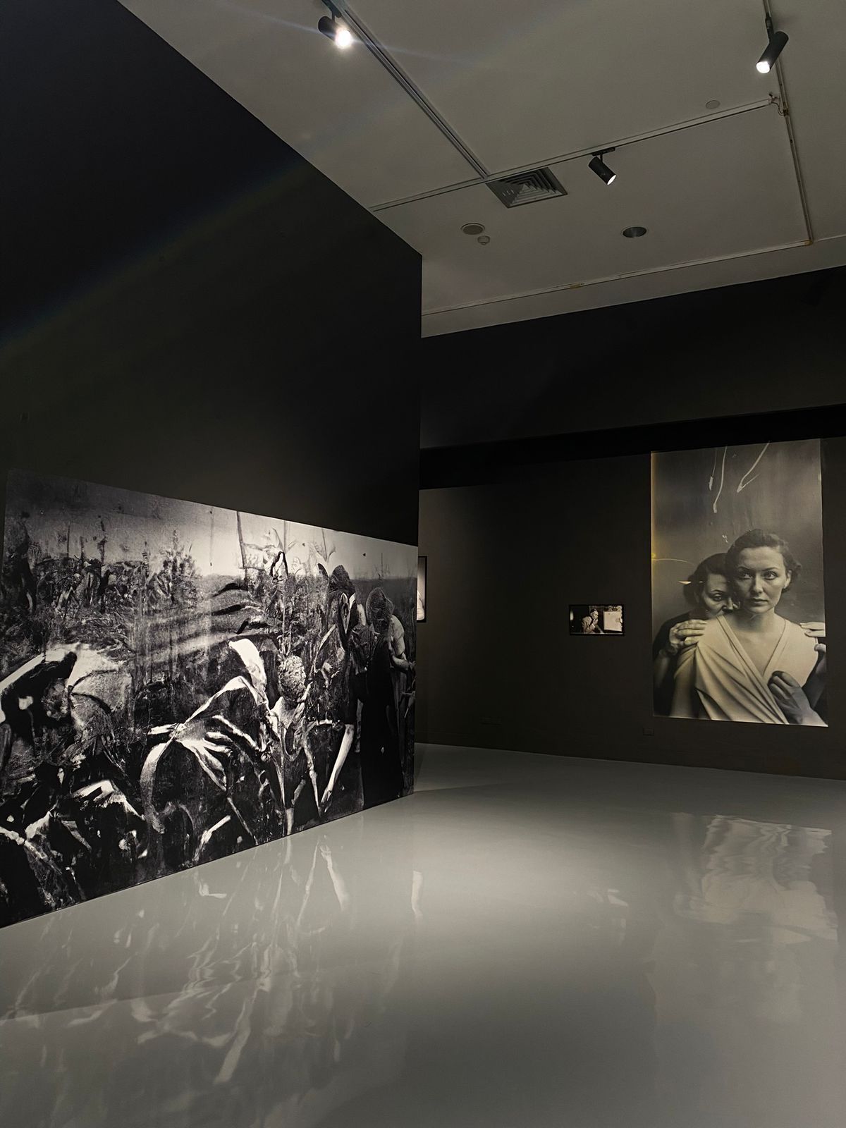 'Photography Never Lies' exhibition in Bangkok Art and Culture Center (Photo: Jove Moya)