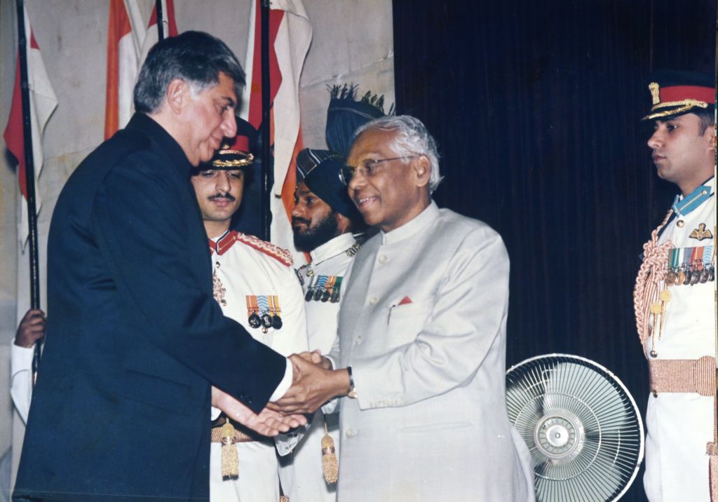 President K R Narayanan presenting Padma Bhushan award to leading industrialist Ratan Tata at Presidential Palace (Rashtrapati Bhawan) in New Delhi. The Padma Awards are one of the highest civilian honours of India announced annually on the eve of Republic Day. (Photo by Sondeep Shankar/Getty Images)
