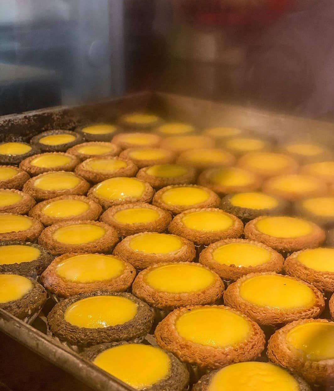 Egg tarts baked daily (Photo: Instagram / @bunnchoon1893)