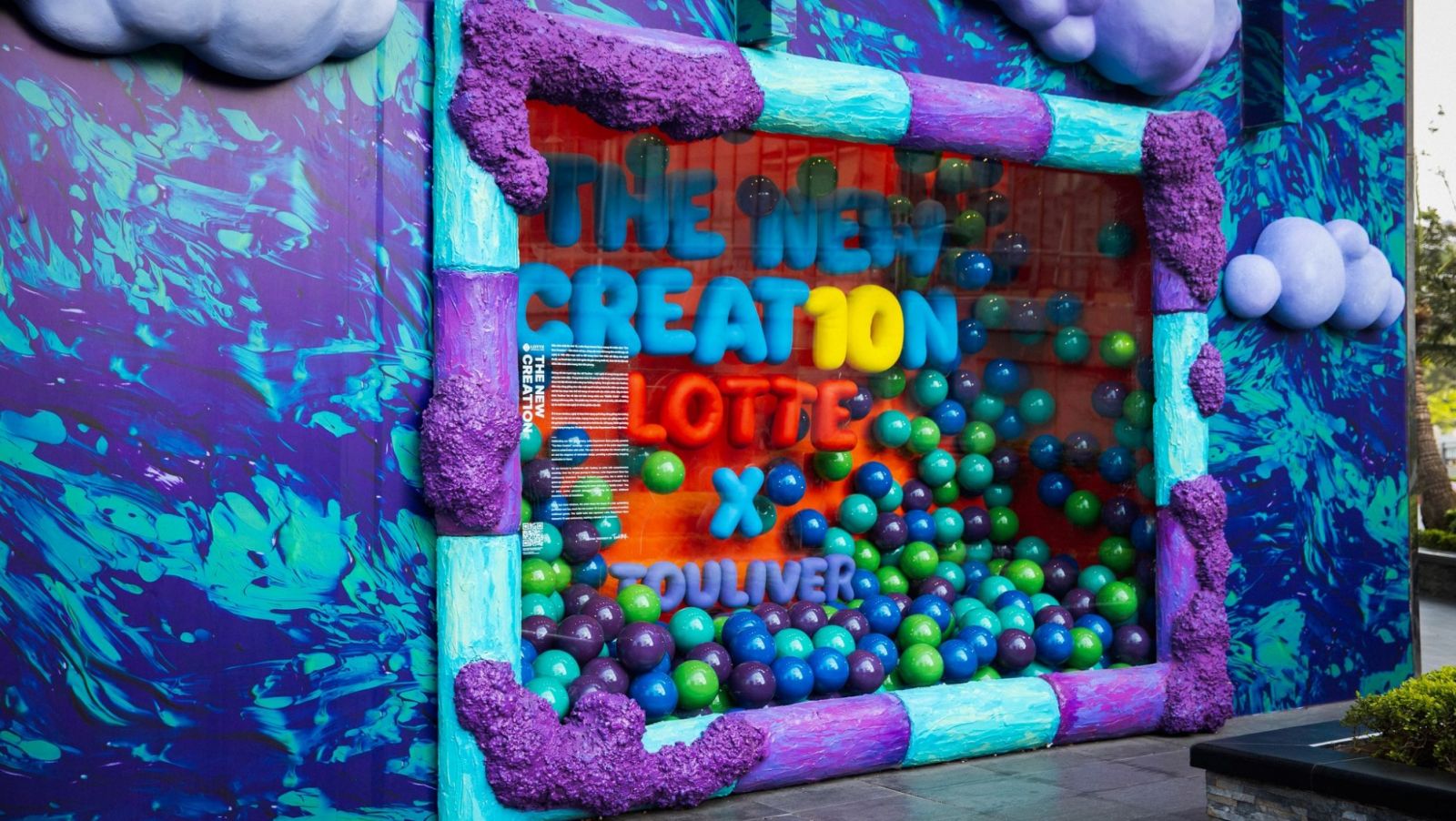 Touliver mang đến cảm hứng sáng tạo cùng với Lotte tại triển lãm “The New Creation” (Ảnh: Facebook / Touliver)