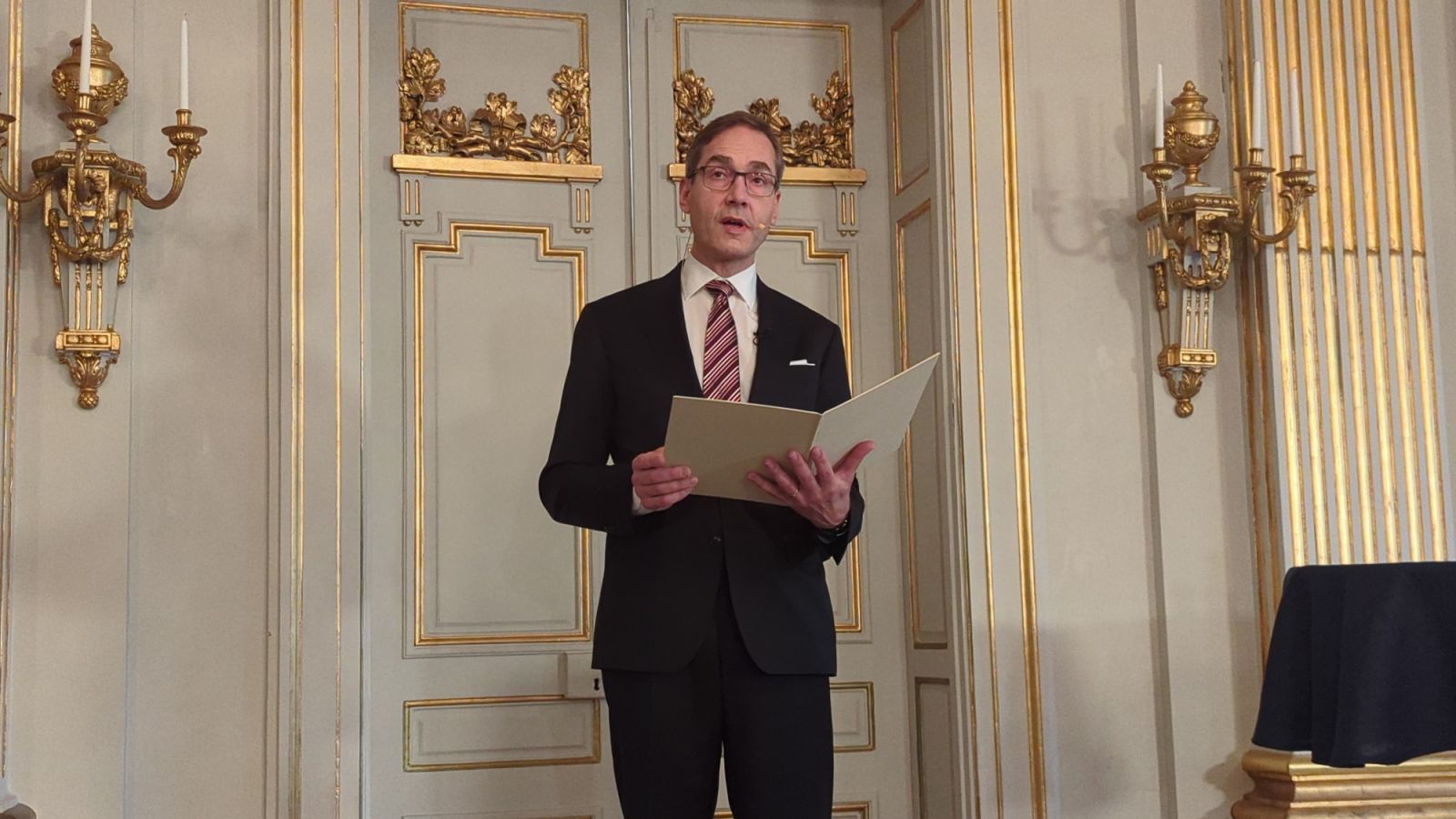 STOCKHOLM, SWEDEN - OCTOBER 10: Mats Malm, the Permanent Secretary of the Swedish Academy announces the winner of the 2024 Nobel Prize in Literature in Stockholm, Sweden, on October 10, 2024. The 2024 Nobel Prize in Literature has been awarded to South Korean novelist Han Kang "for his poetic prose". (Photo by Atila Altuntas/Anadolu via Getty Images)