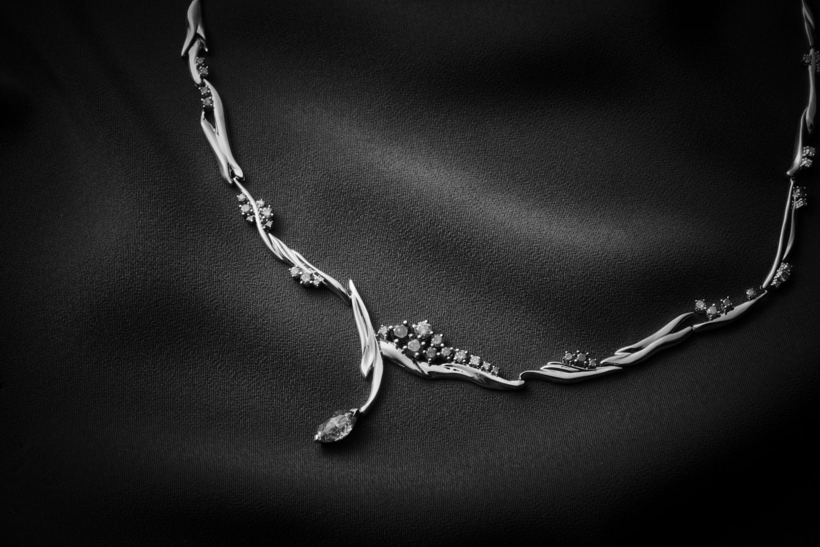 Founder and designer of Twomorrow Jewellery Evelyn Chung embraces individual uniqueness with a design featuring salt and pepper diamonds (Photo: Twomorrow Jewellery)
