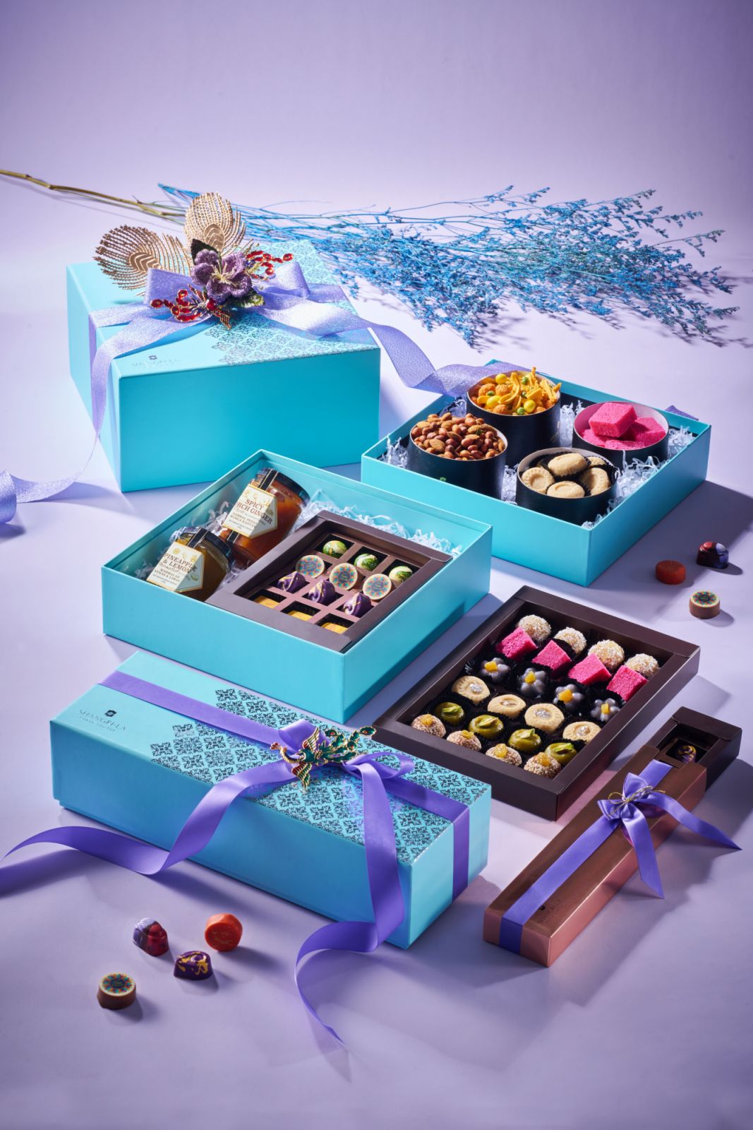 Deepavali gift sets (Photo: Shangri-La Kuala Lumpur)