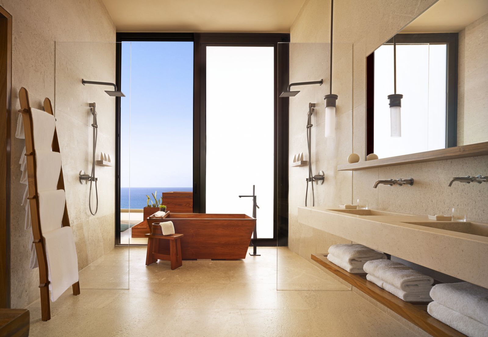 Teak soaking tubs in the bathrooms (Photo: Nobu Hotel Los Cabos)