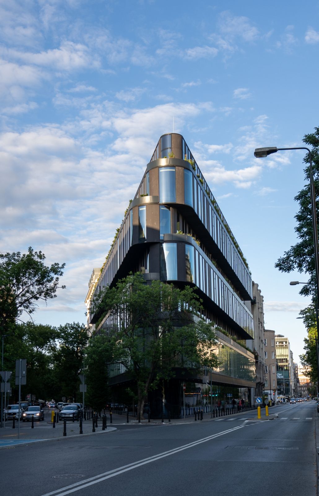 The distinctive V-formed façade (Photo: Nobu Hotel Warsaw)
