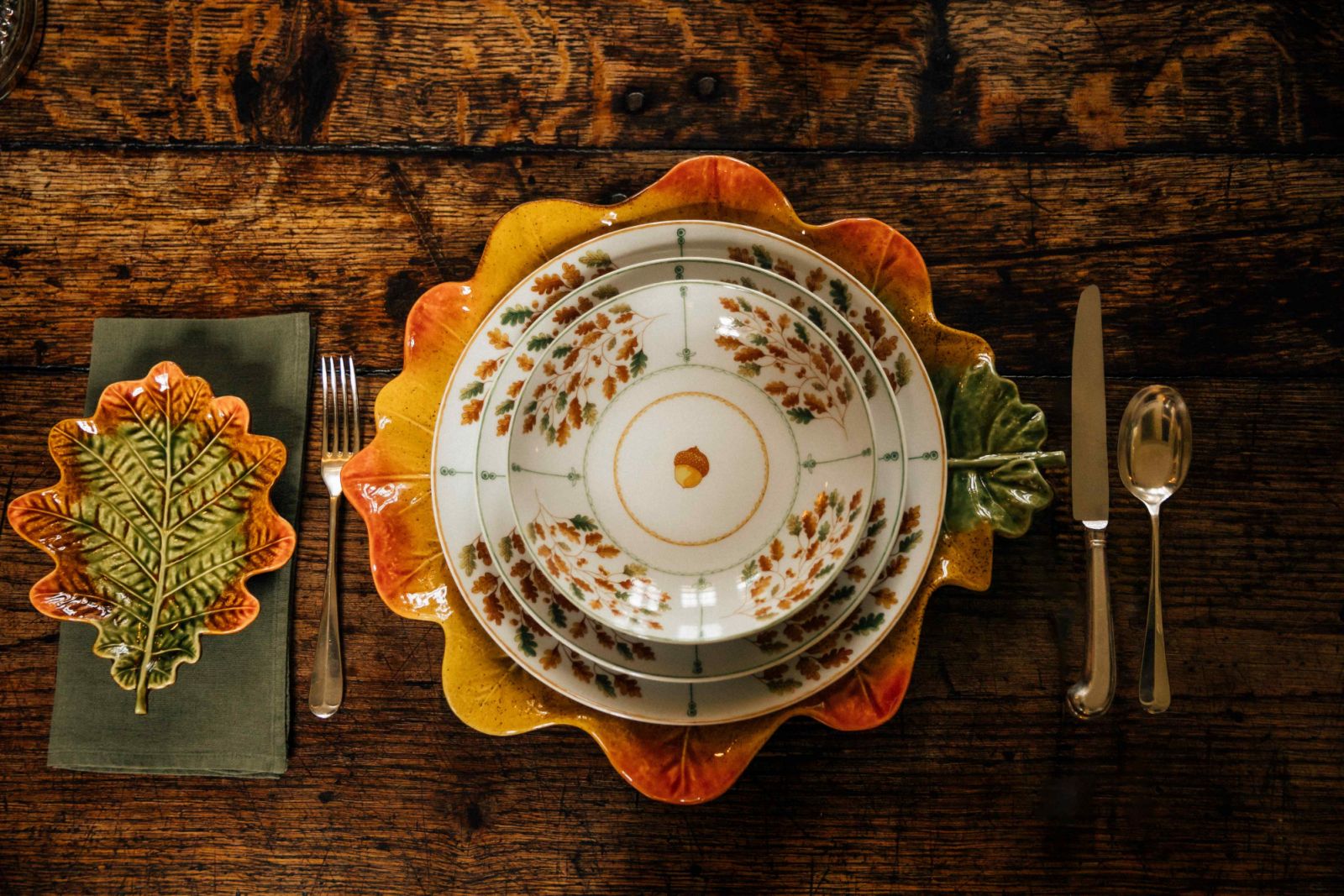 Schiffer complements a softer, more organic feel to both the ceramic and porcelain wares