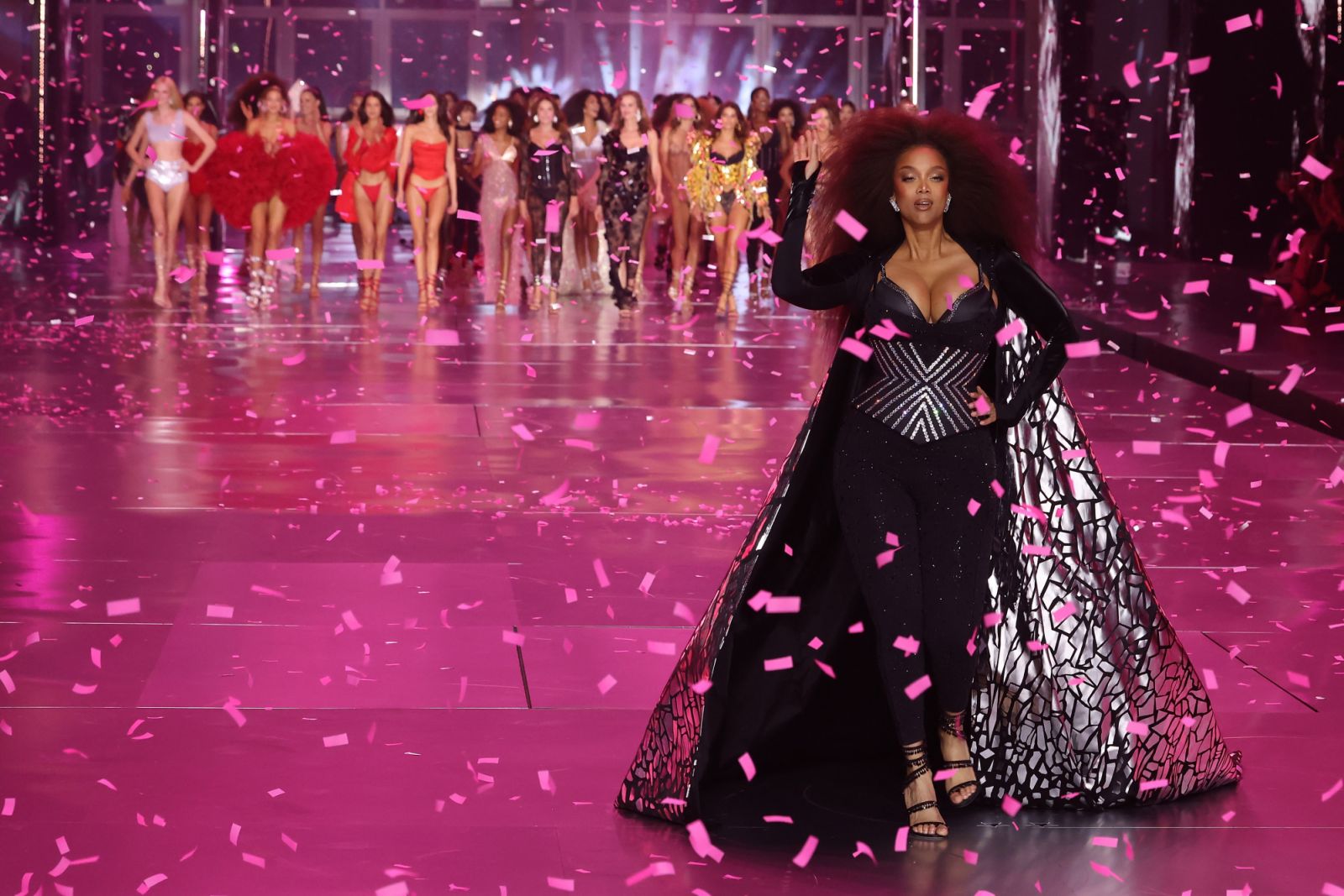 BROOKLYN, NEW YORK - OCTOBER 15: Tyra Banks walks the runway during the 2024 Victoria's Secret Fashion Show at Duggal Greenhouse on October 15, 2024 in Brooklyn, New York. (Photo by Taylor Hill/WireImage)