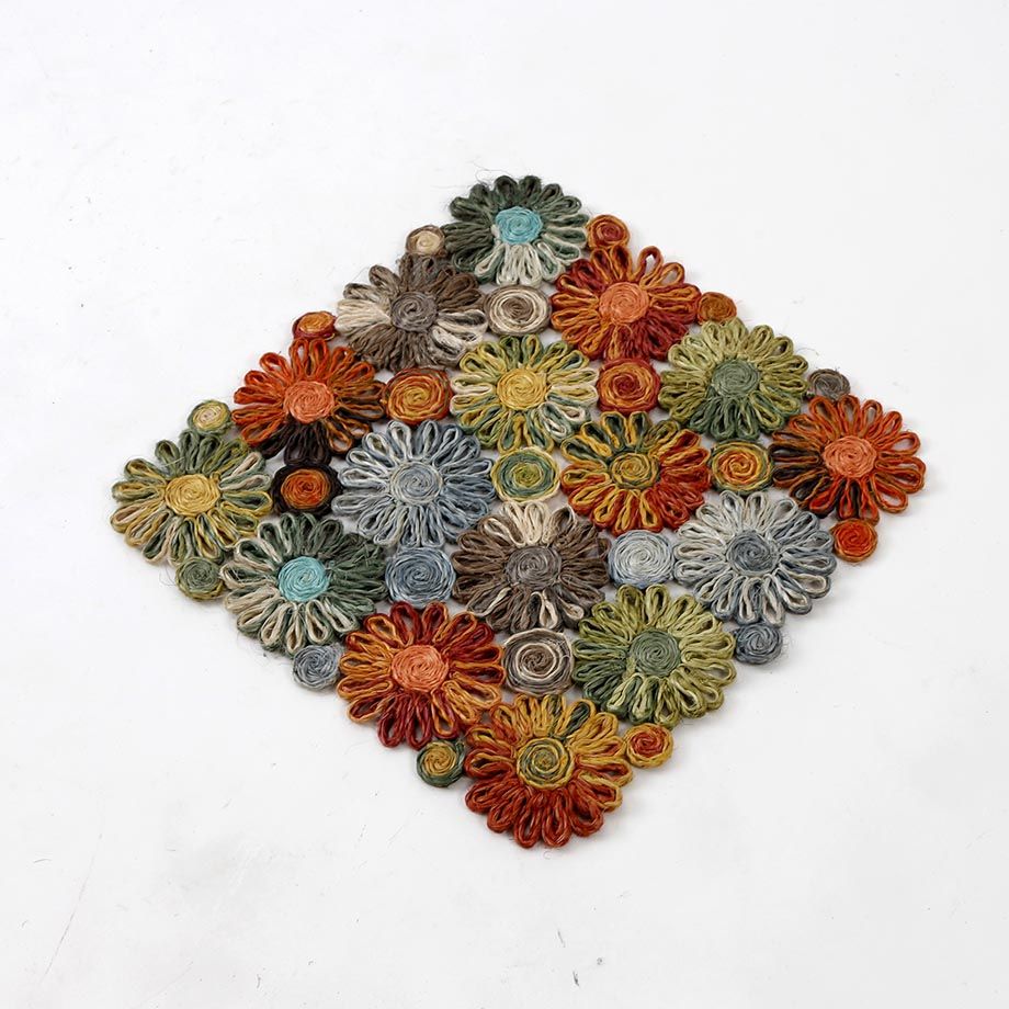 Square Coaster Braid Placemat Floral Design (Photo: FAME Plus Website)