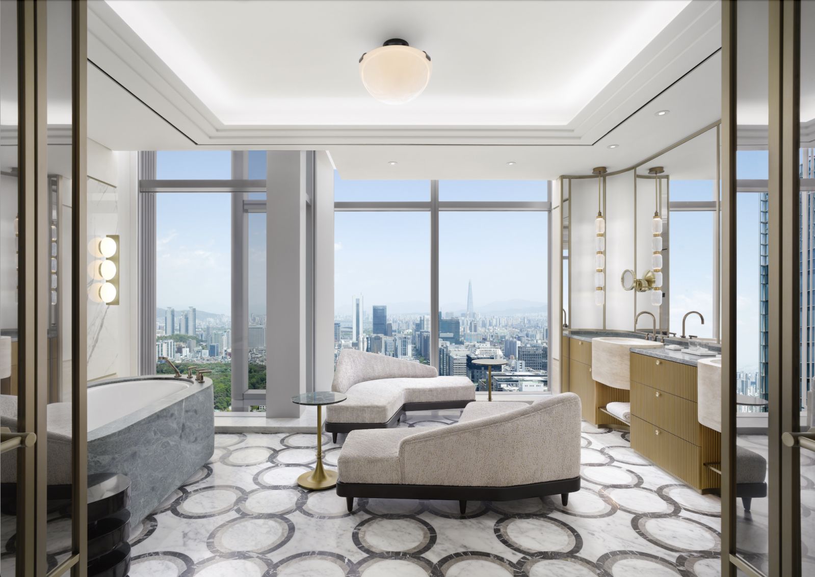 Josun grand masters suite bathroom (Courtesy of Josun Palace)