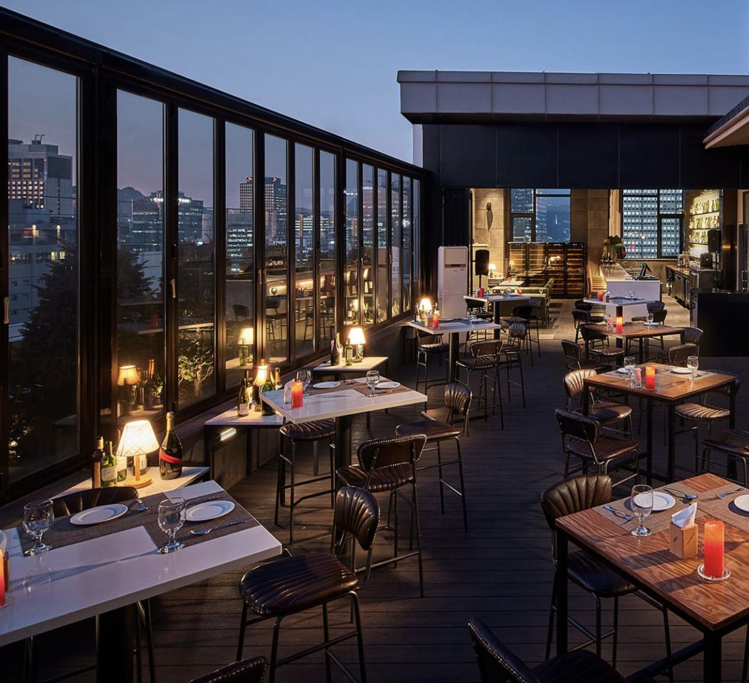 Floating rooftop at the 2st floor of L7 Hotel in Myeongdong (Courtesy of L7 Hotels)