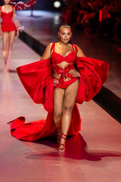 BROOKLYN, NEW YORK - OCTOBER 15: Paloma Elsesser walks the runway during the Victoria's Secret Fashion Show 2024 at Duggal Greenhouse on October 15, 2024 in Brooklyn, New York. (Photo by TheStewartofNY/FilmMagic)