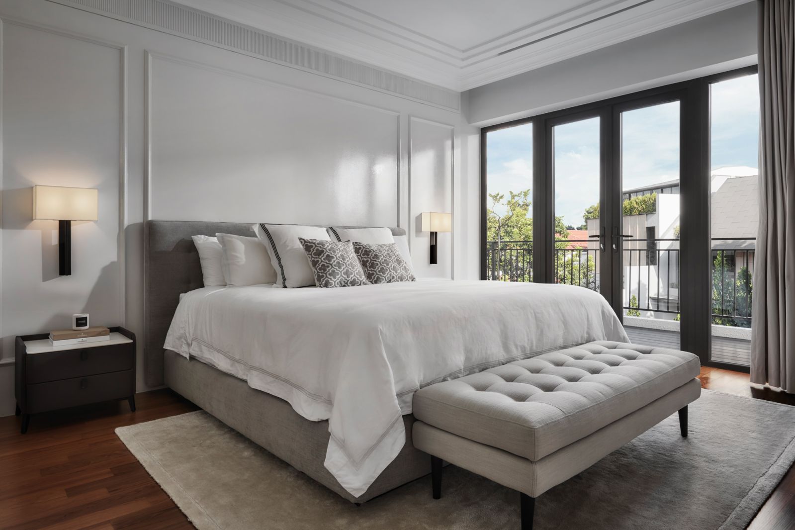 The master bedroom incorporates a brand-new balcony