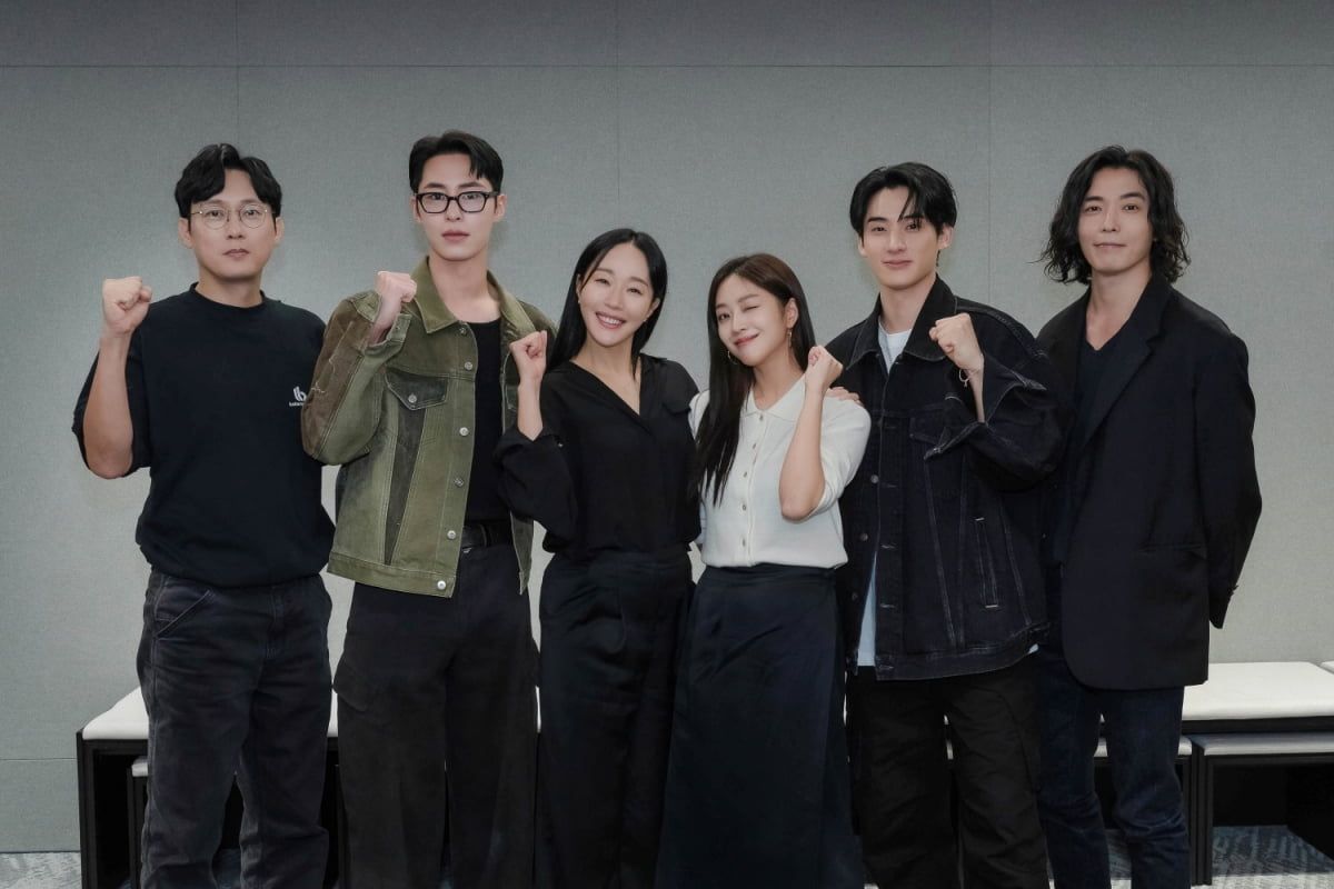 ‘Hong Rang’ cast (Photo: Netflix Korea)