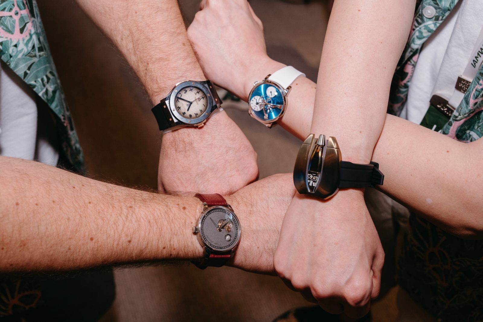 Double-wristed at IAMWATCH