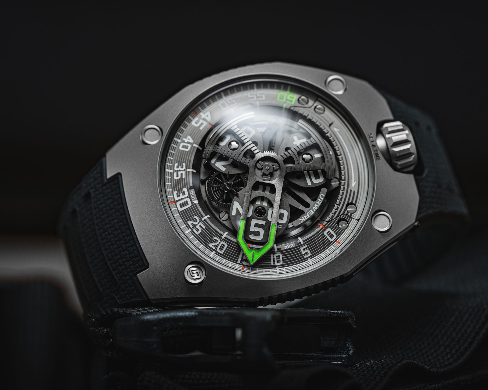 Urwerk UR-150 Scorpion