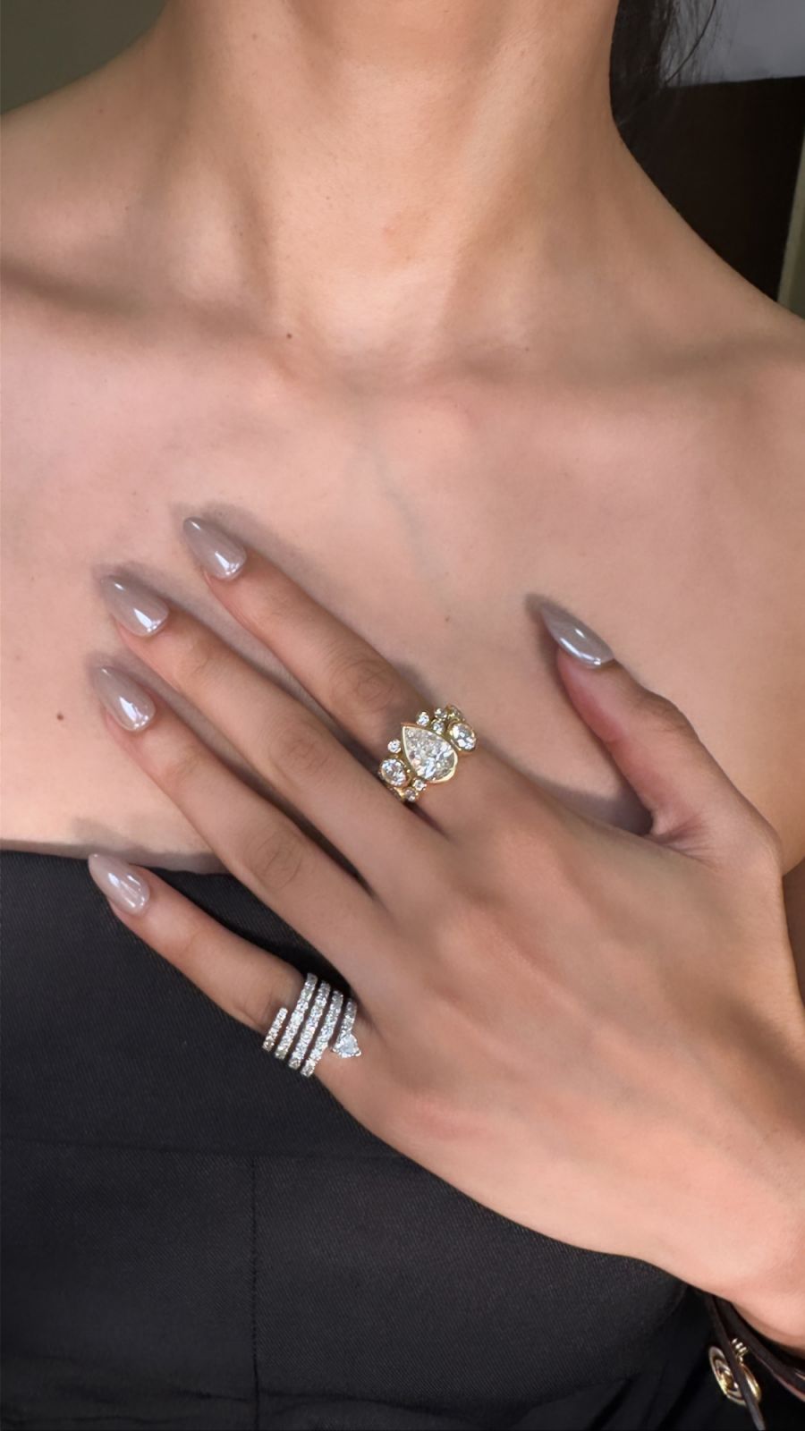 Pear-shaped, GIA certified lab-grown diamond (Photo: courtesy of Esse fine jewellery)