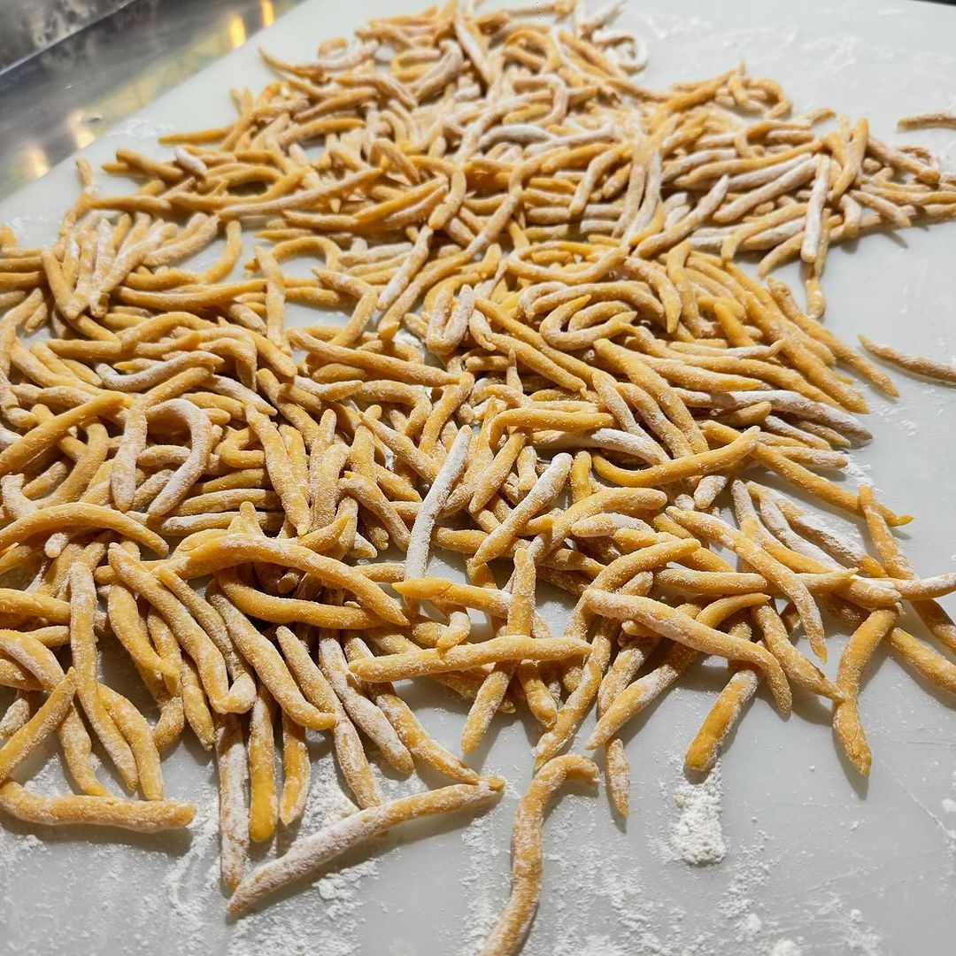 Hand-rolled strozzapreti noodles (Photo: Instagram / @cademezzamig)