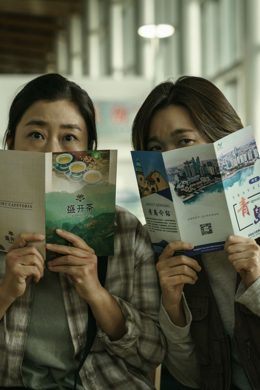 Ra Mi-ran as Kim Deok-hee and Jang Yoon-ju as Sook-ja in ‘Citizen of a Kind’ (Photo: C-JeS Studios)