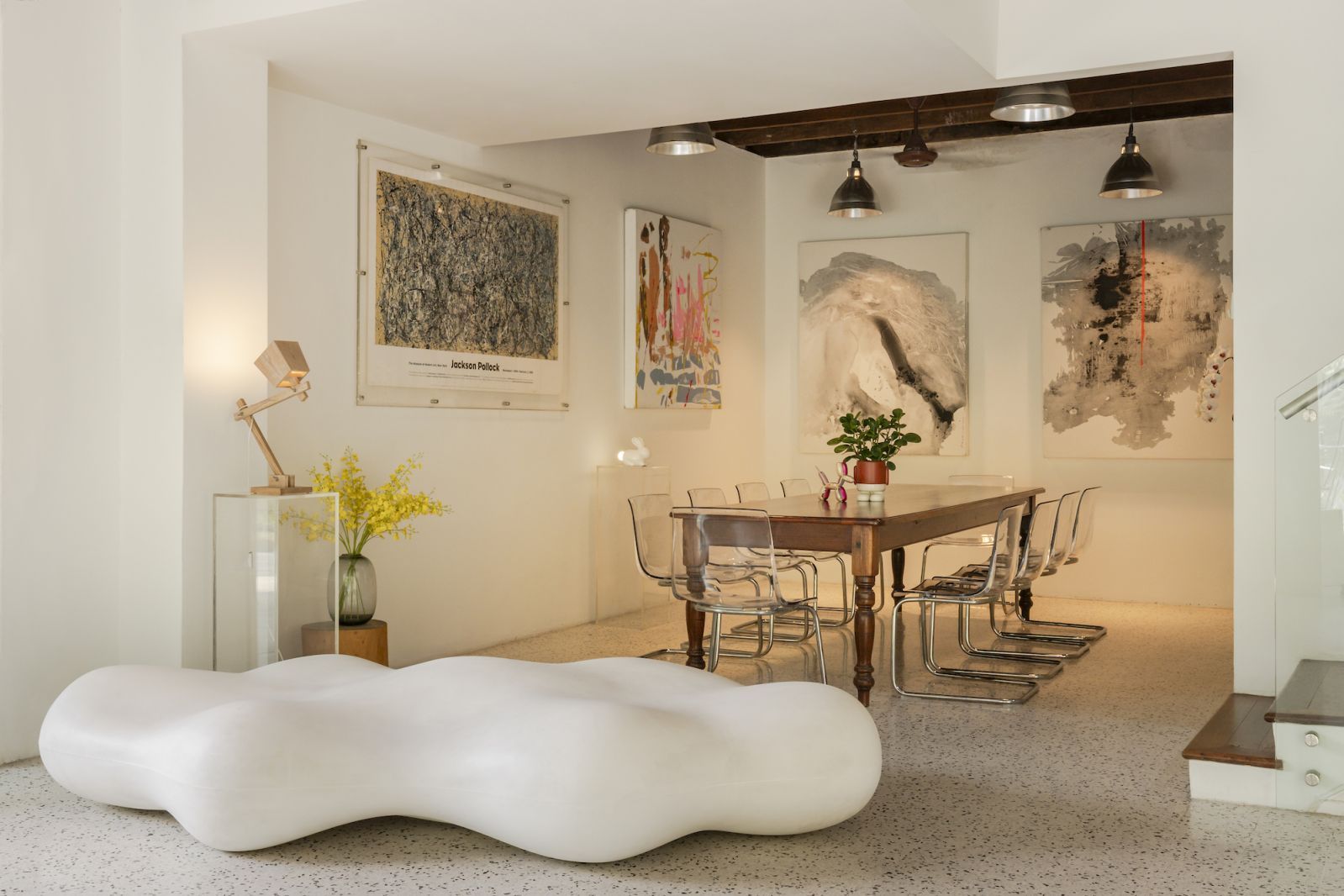 A lush home filled with art and design objects by John Koh Architect (Photo: David Yeow)