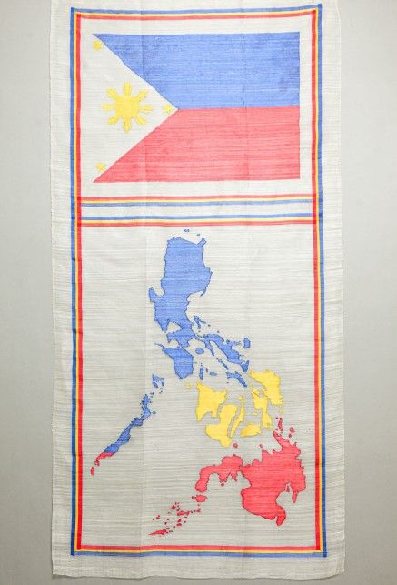 'Frame of the Philippines' by Jannalyn N Rasonable (Photo: Courtesy of HABI: The Philippine Textile Council)