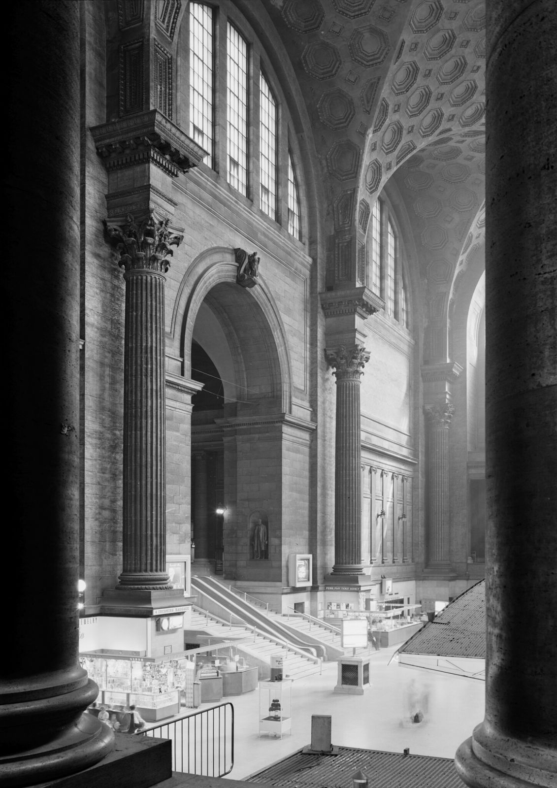 The 148-feet high waiting room with coffered vaults and clerestory windows (Photo: WikiCommons)