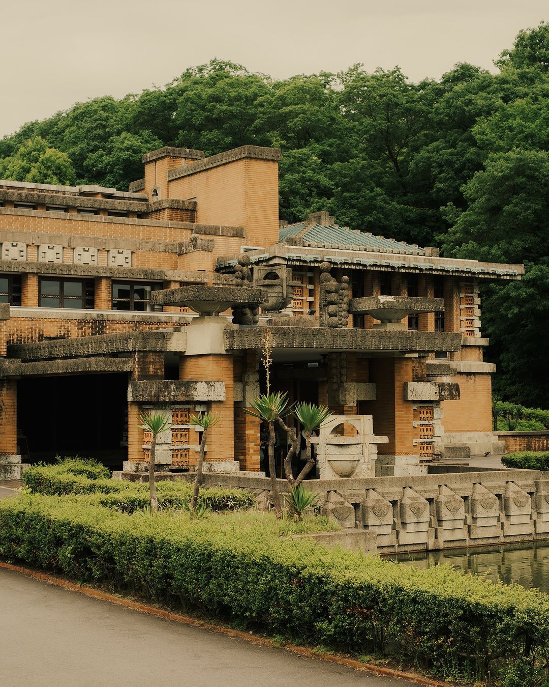 A blend of Mayan Revival with Japanese design elements (Photo: Instagram / @sean.hazen)