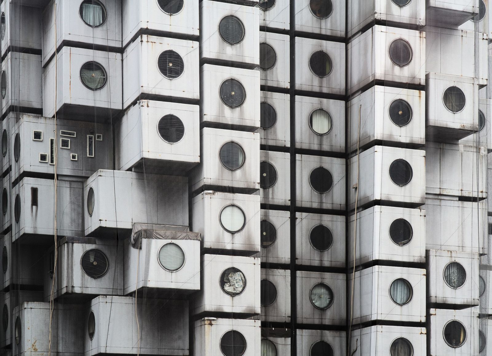 The Japanese Metabolism architecture featured 140 prefabricated capsules (Photo: WikiCommons)