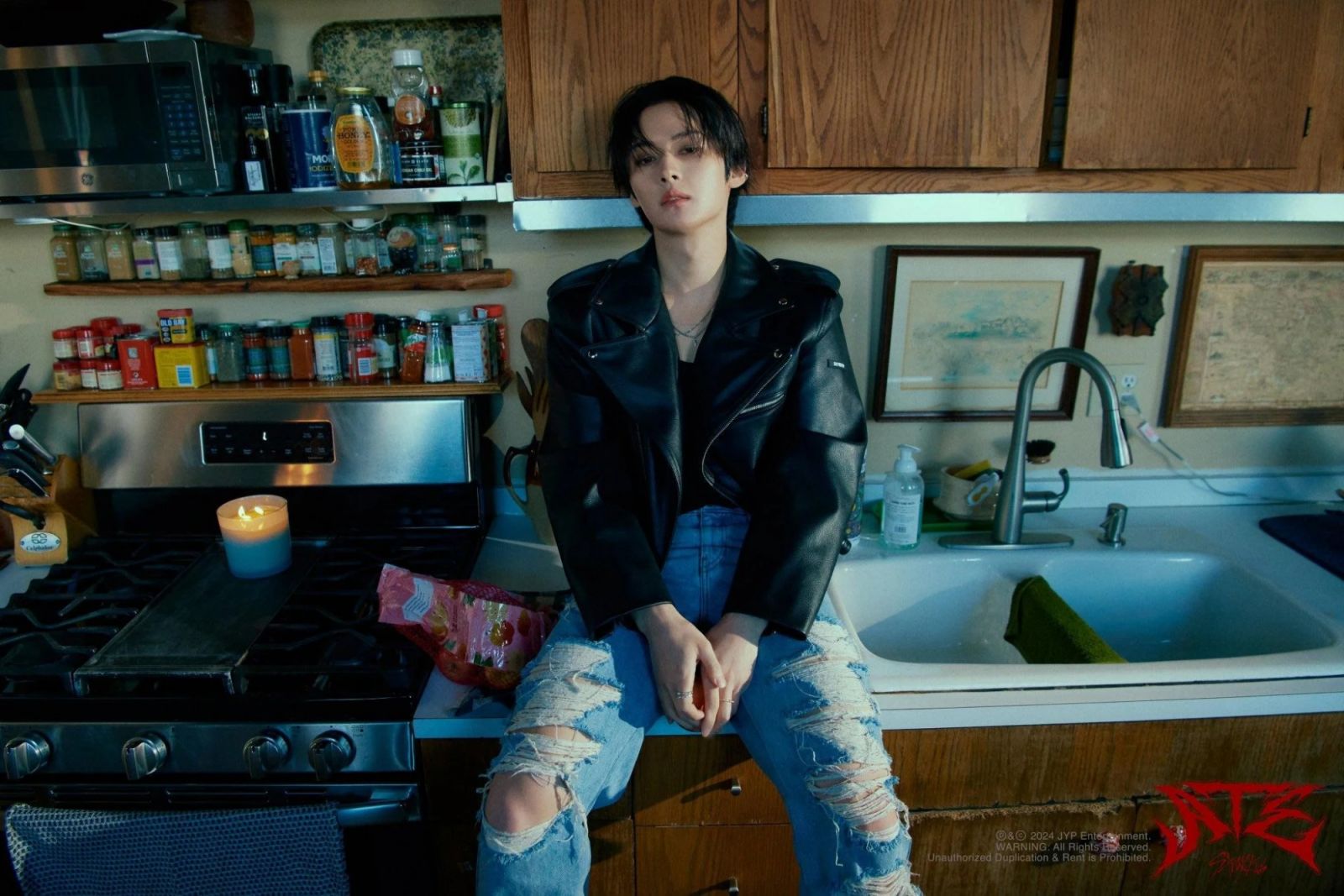 Happy birthday, Lee Know 5 looks that define the Stray Kids star