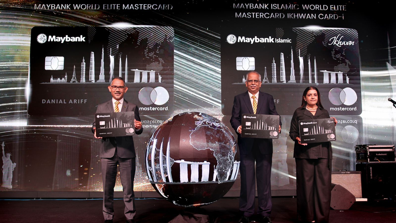 L to R: Syed Ahmad Taufik Albar, Group CEO, Maybank Community Financial Services, B Ravintharan, Head of Cards, Group Community Financial Services and Beena Pothen, Mastercard Country Manager for Malaysia & Brunei