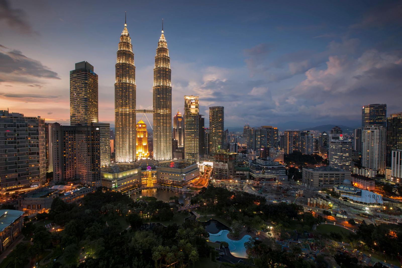 The Petronas Towers in Kuala Lumpur, Malaysia (Photo: Zukiman Mohamad/Pexels)