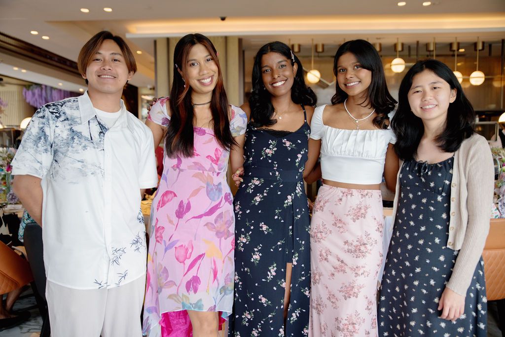 Yusuf Ridzuan, Meescha Andrew, Siobhan Julianose, Shanise Pereira and Kek Yee Ying from the Nicol David Organisation