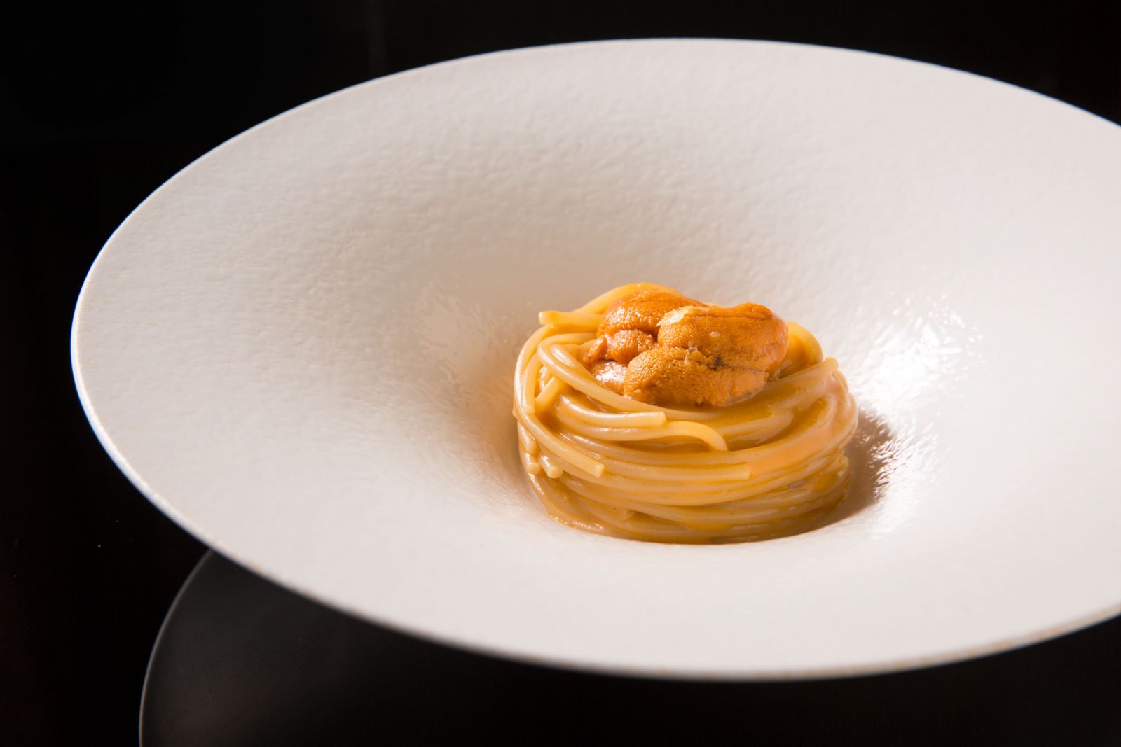 Spaghetti sea urchin at Il Ristorante - Luca Fantin