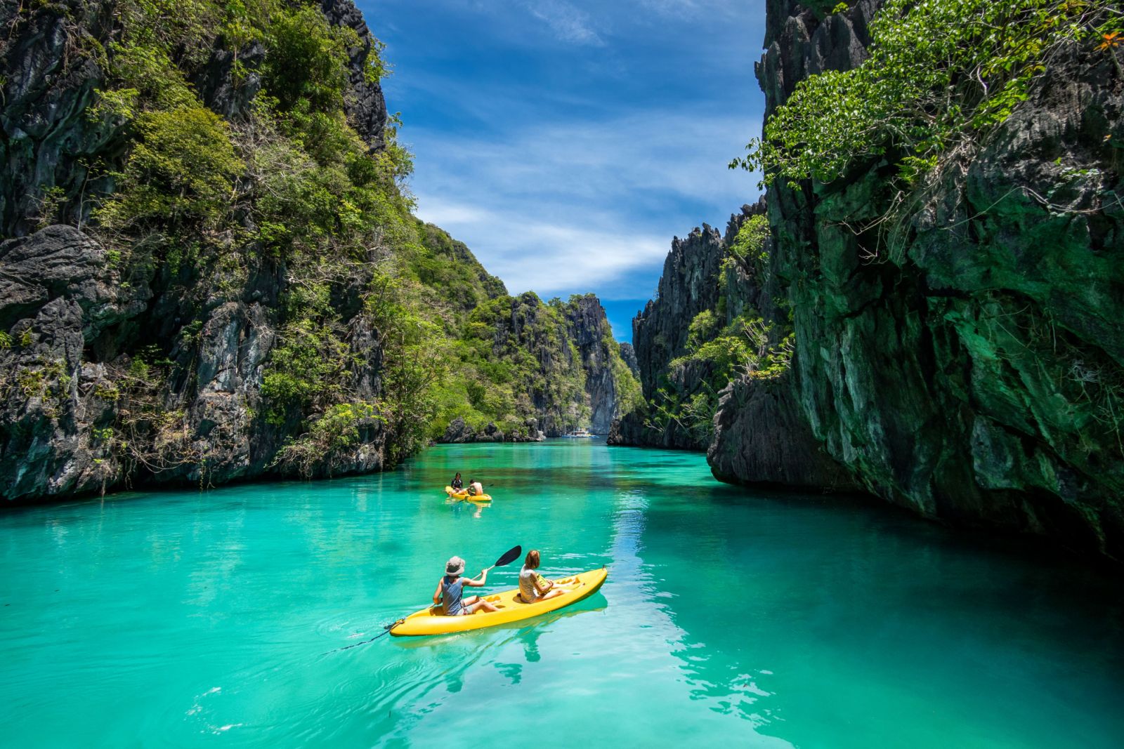 Kayaking, one of the many activities you can do in Palawan (Photo: TPB)