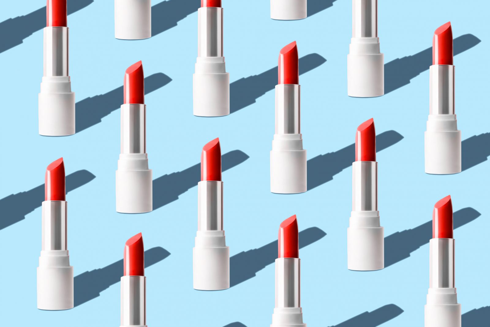 Take a look at our these refillable lipsticks for an eco-conscious beauty routine (Photo: Getty Images)