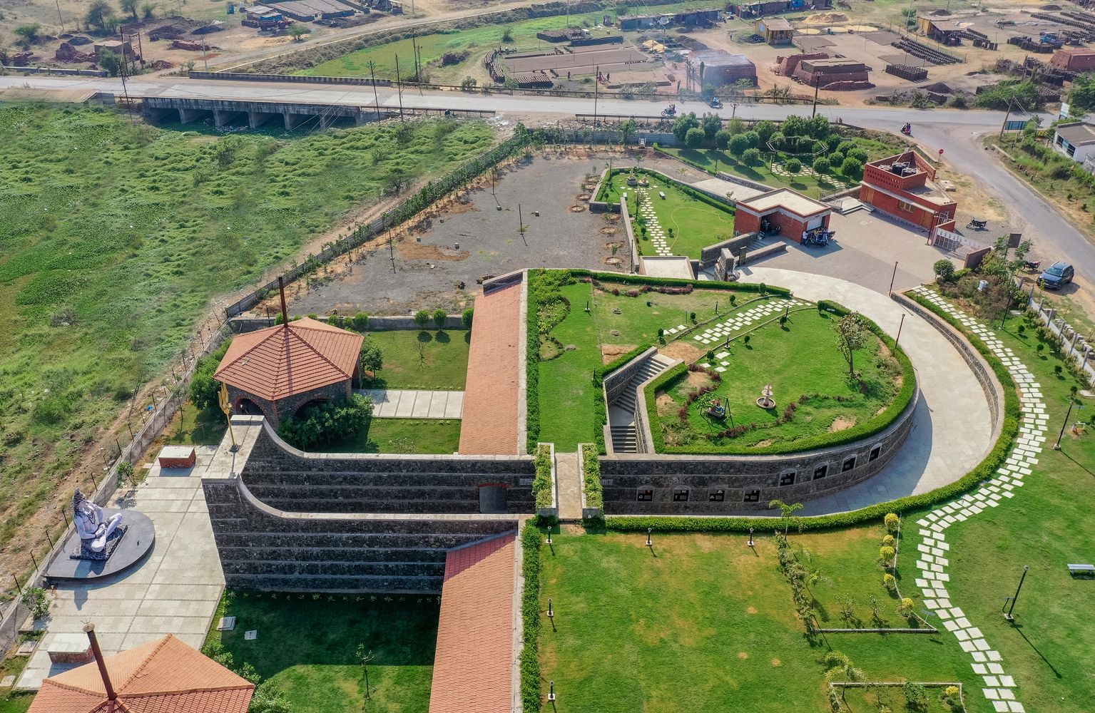 The upper public space features spiritual gardens with religious elements (Photo: Instagram / @archi.diaries.web)