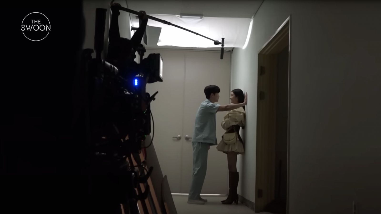 Kim Soo-hyun and Seo Yea-ji behind the scenes of ‘It's Okay to Not Be Okay’, the 2020 K-drama which deep dives into trauma, personality disorders, and the long journey of healing (Photo: tvN)
