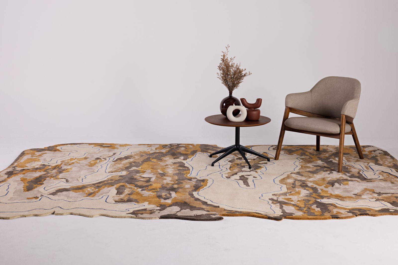 The ‘Fragmented’ rug by Ethereall