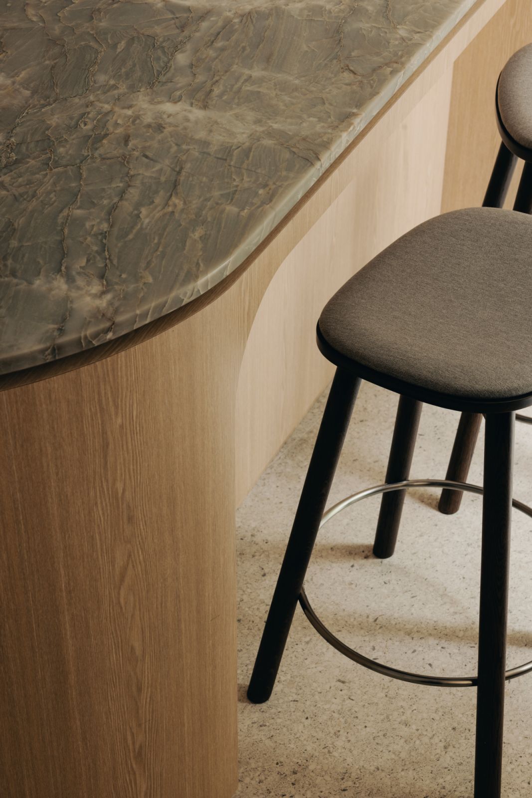 Rounded forms bring an organic touch to the interior