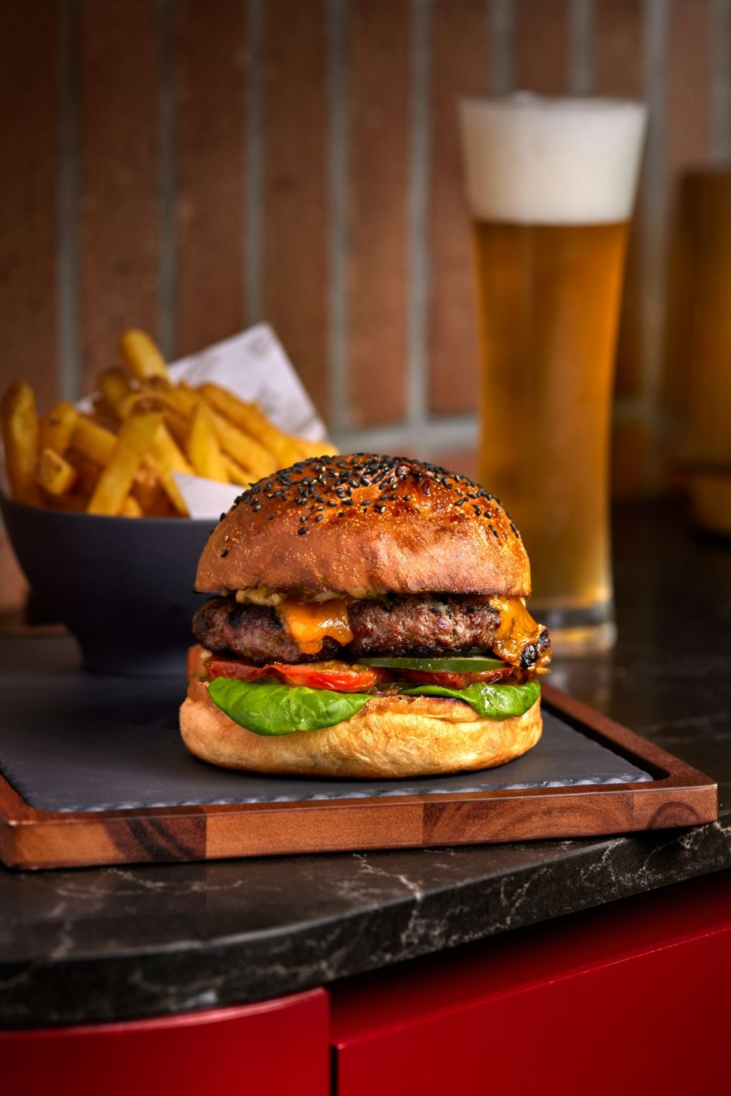 Hamburger at Gordon Ramsay Bar & Grill