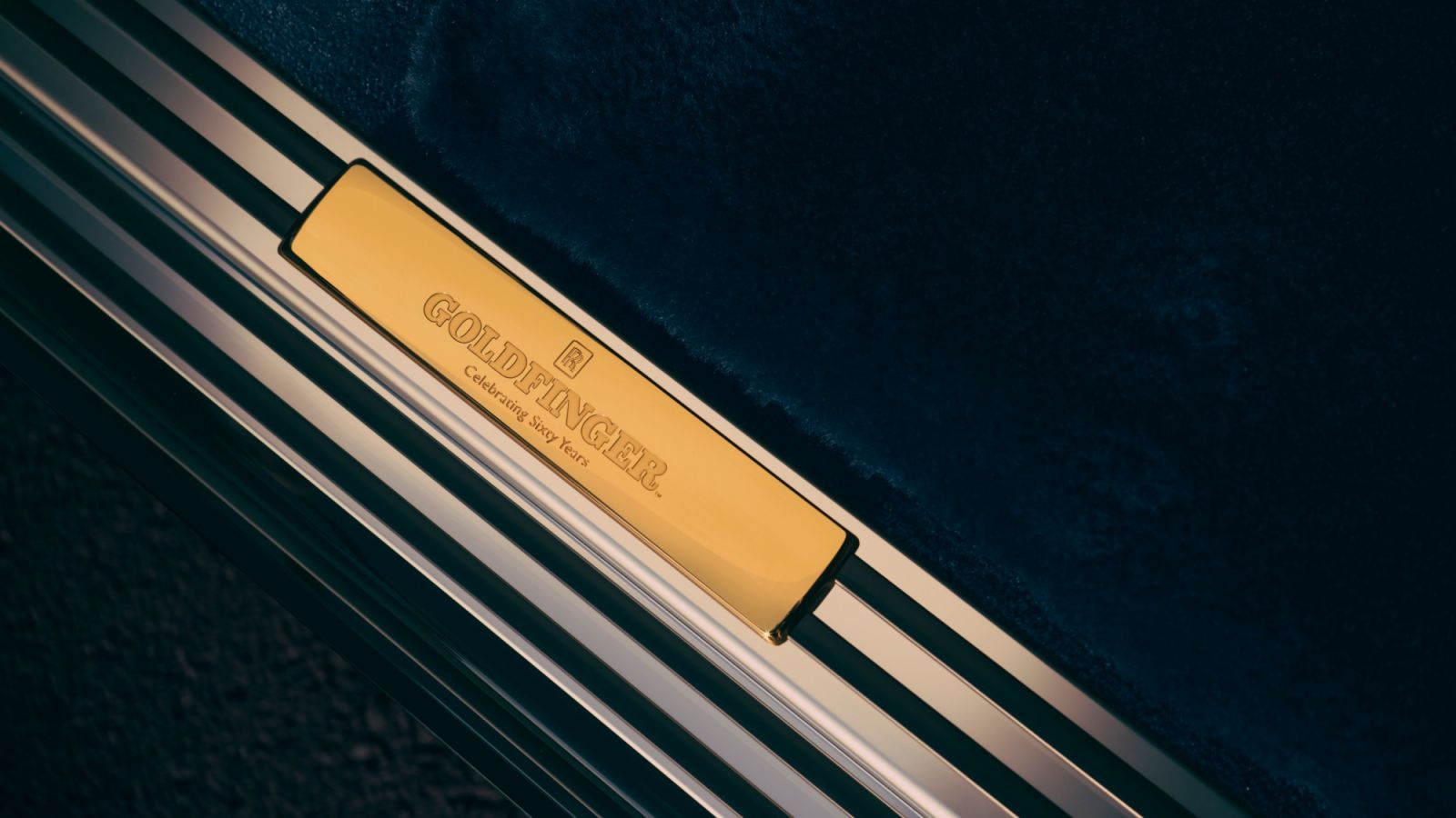 โรลส์-รอยส์ รุ่น Phantom Goldfinger (ภาพ: Rolls-Royce)