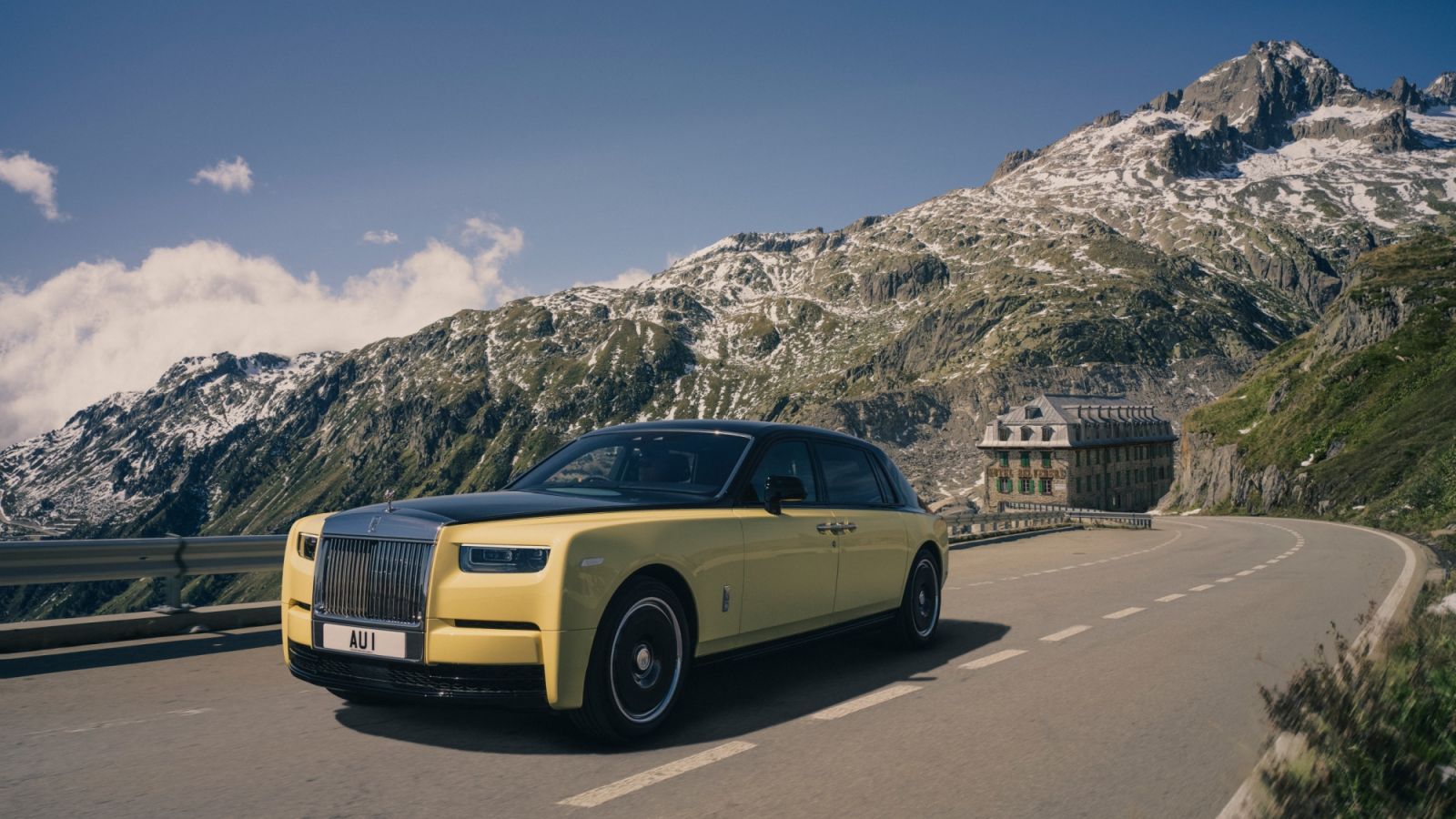 โรลส์-รอยส์ รุ่น Phantom Goldfinger (ภาพ: Rolls-Royce)