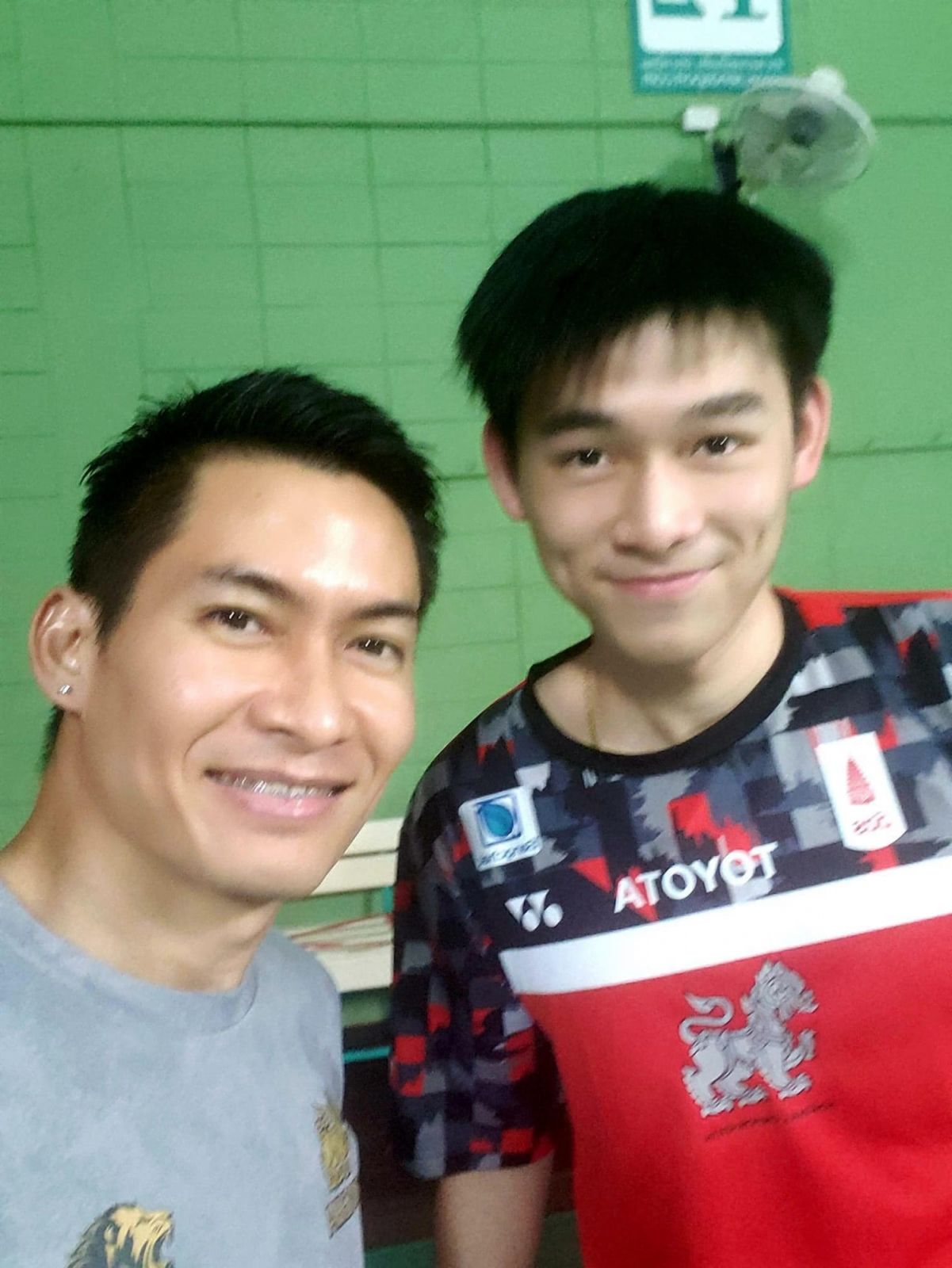 วิว กุลวุฒิ วิทิตศานต์ และโค้ชเป้ง เมตไตรย์ อมาตยกุล