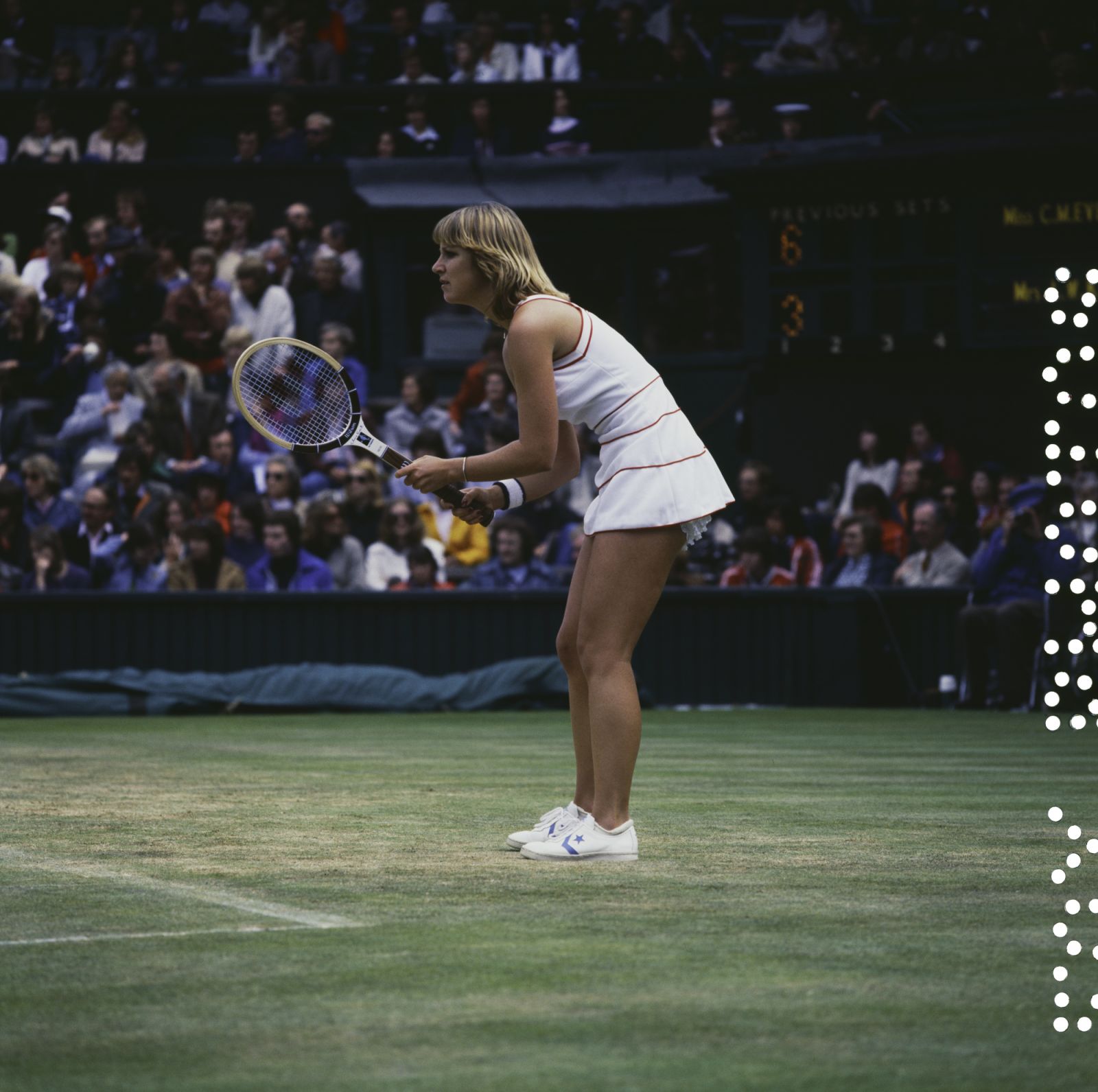 American tennis player Chris Evert competing against Billie Jean King in the quarter-finals of the Women's Singles tournament at The Championships, Wimbledon, London, July 1978. Evert won the match 6-3, 3-6, 6-2. (Photo by Fox Photos/Hulton Archive/Getty Images
