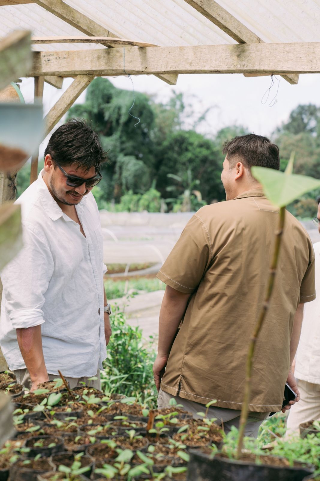 On a Dom Pérignon trip to Bali with Tatler Dining, we visited Island Organics farm. Chef Stephan Duhesme and Don Baldosano tour the farm