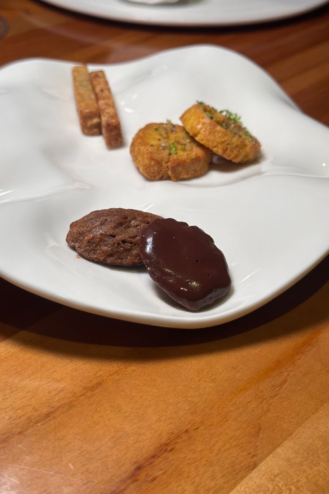 Pop-up restaurant Miko Calo at Shangri-La Makati: Trio of sablés